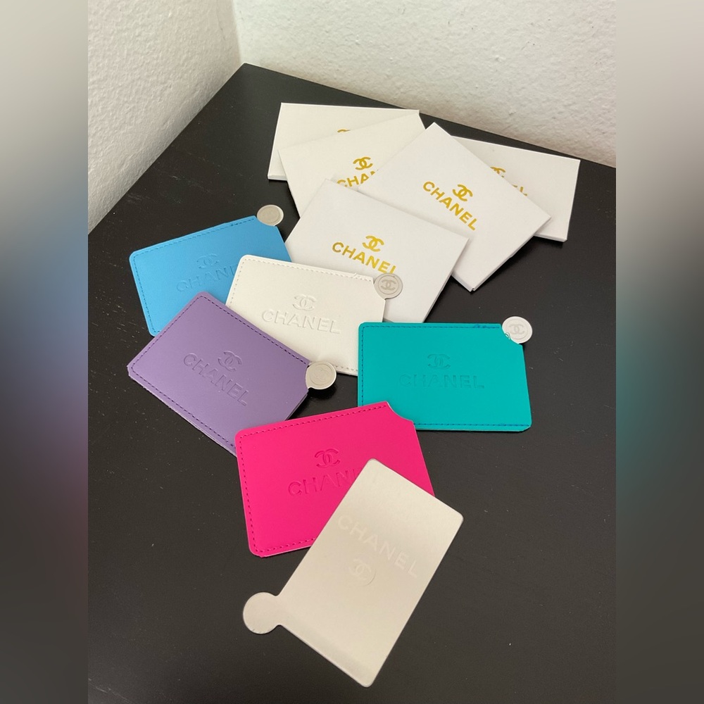 NIB 5pcs. Chanel metallic mirrors with case